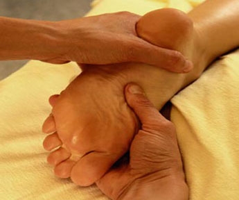 feet massage